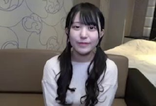 情侣爱爱自拍～男友直接后入，引得学生妹浪叫，不能错过最真实的床上反应